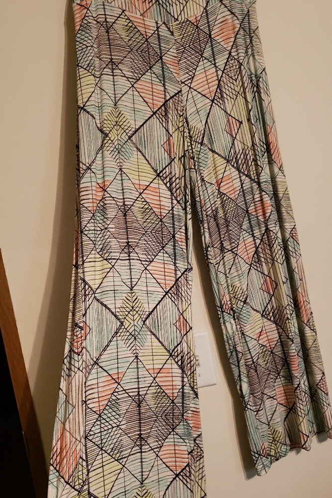 NWT CATO Wideleg Multi-Colored Pants Sz Mediium